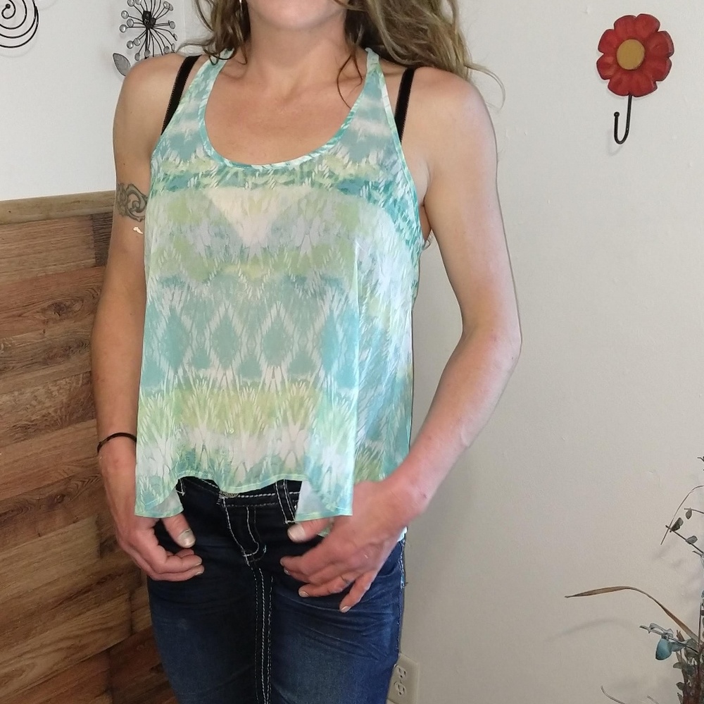 LAST CHANCEAeropostale Halter Back Tank Top - Picture 1 of 8